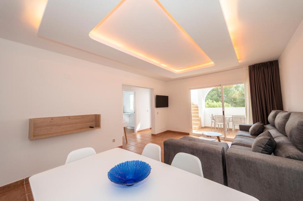 Apartamentos Blanco Sol 4