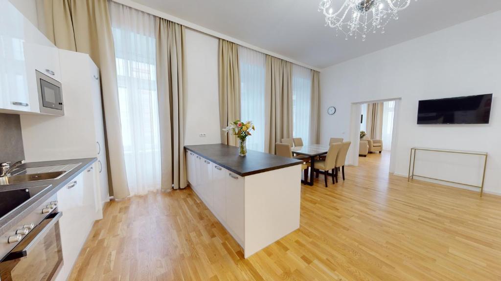 ALON HOMES Vienna - Premium City Center Apartments 5
