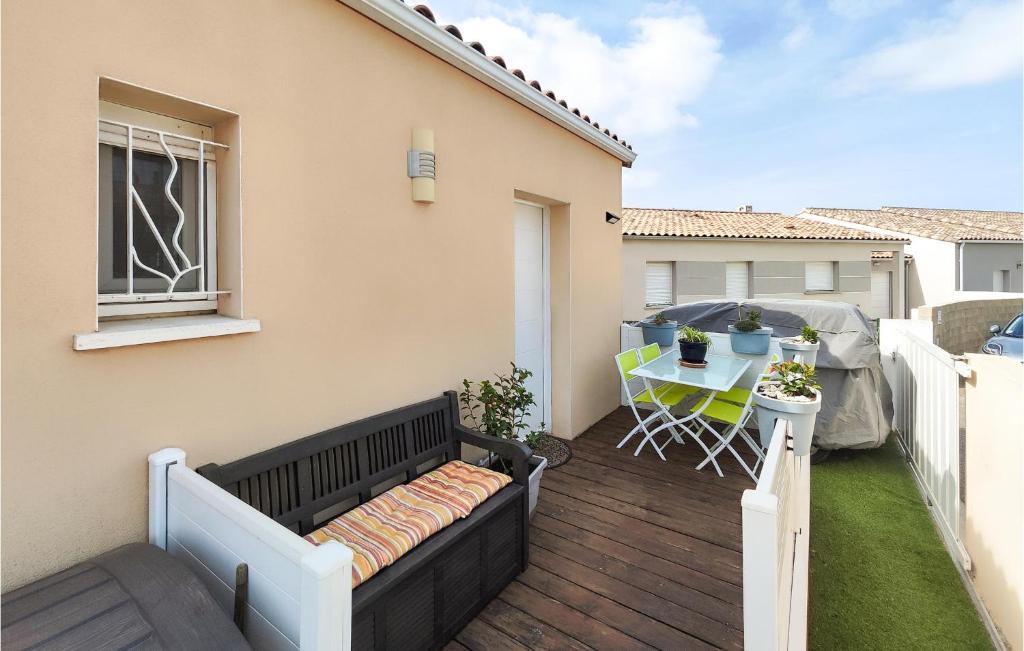 Gorgeous Home In Capestang With Wifi 8