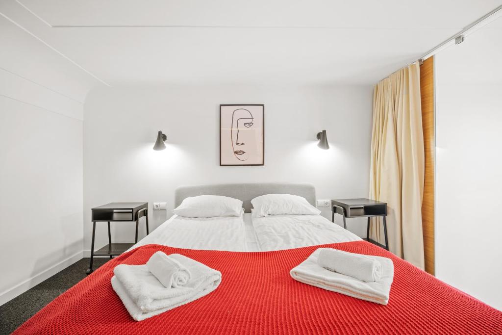 Owl Jazz Apartments - luxury apartments in the heart of the city 2