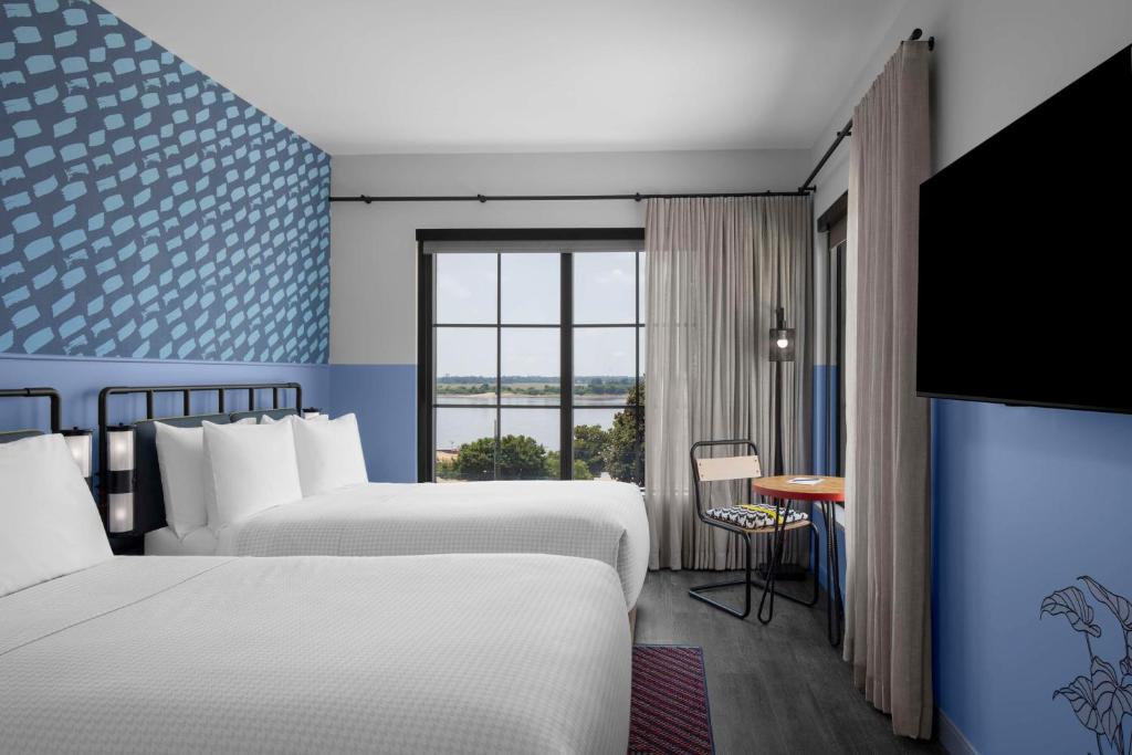 Caption By Hyatt Beale Street Memphis Image