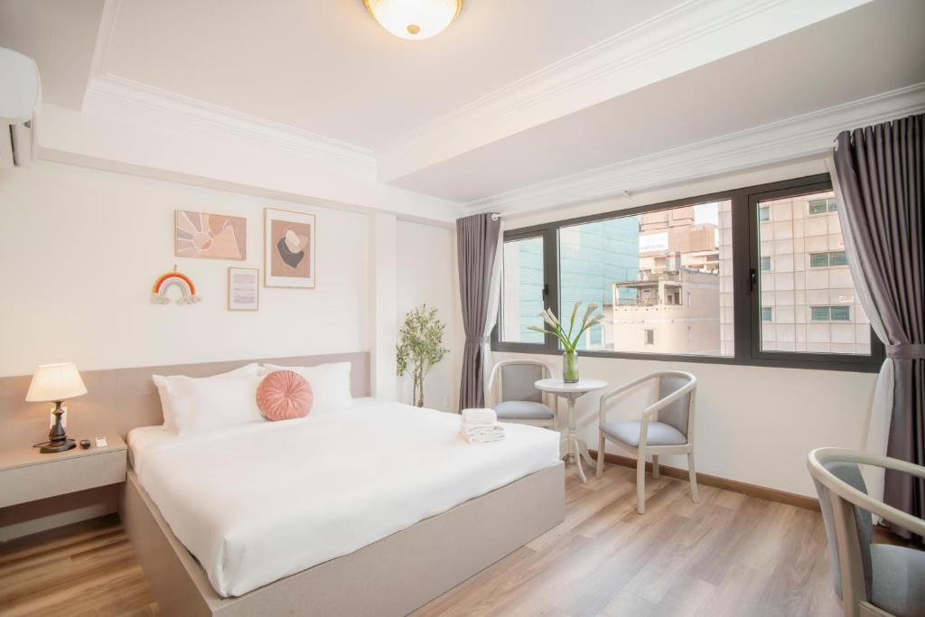 SAZI HOTEL NGUYỄN AN NINH