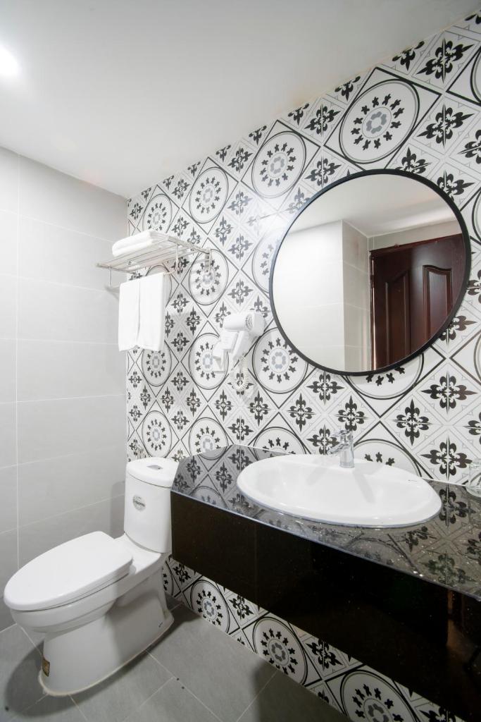 SAZI HOTEL NGUYỄN AN NINH