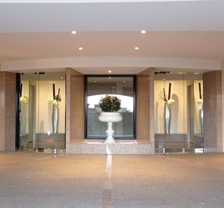 Résidence de luxe Sun Paradis, Studio terrasse, vue Mer Piscine 4