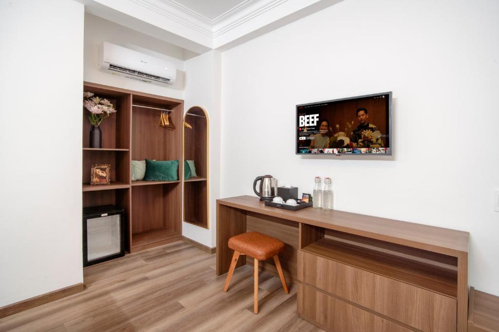 SAZI HOTEL NGUYỄN AN NINH