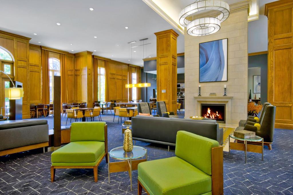 Courtyard by Marriott Nashville Green Hills Image