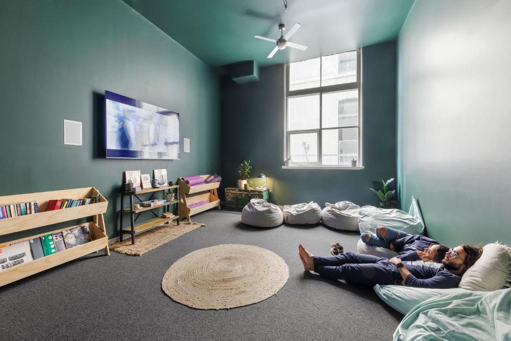 Roamer Melbourne - formerly Selina Central Melbourne Image