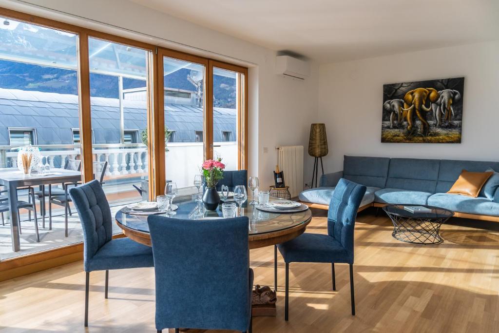 Luxus Penthouse mit Terrasse, Garage, Fahrradraum und Infrarotsauna