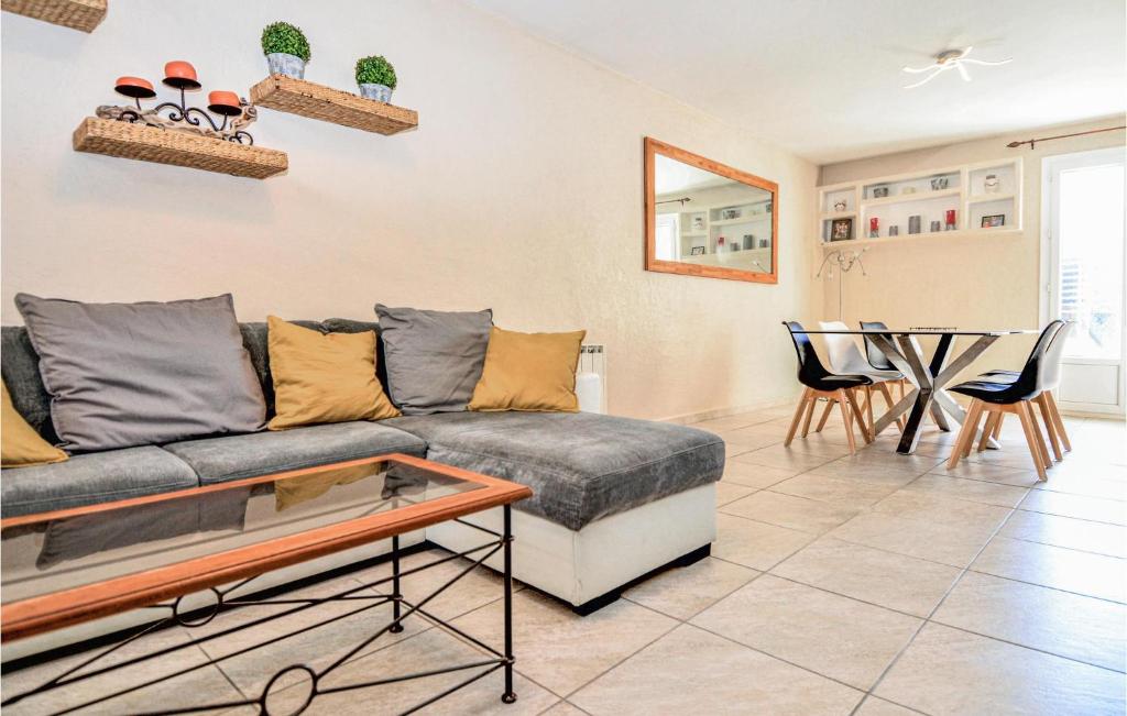 Stunning Home In Sorgues 4