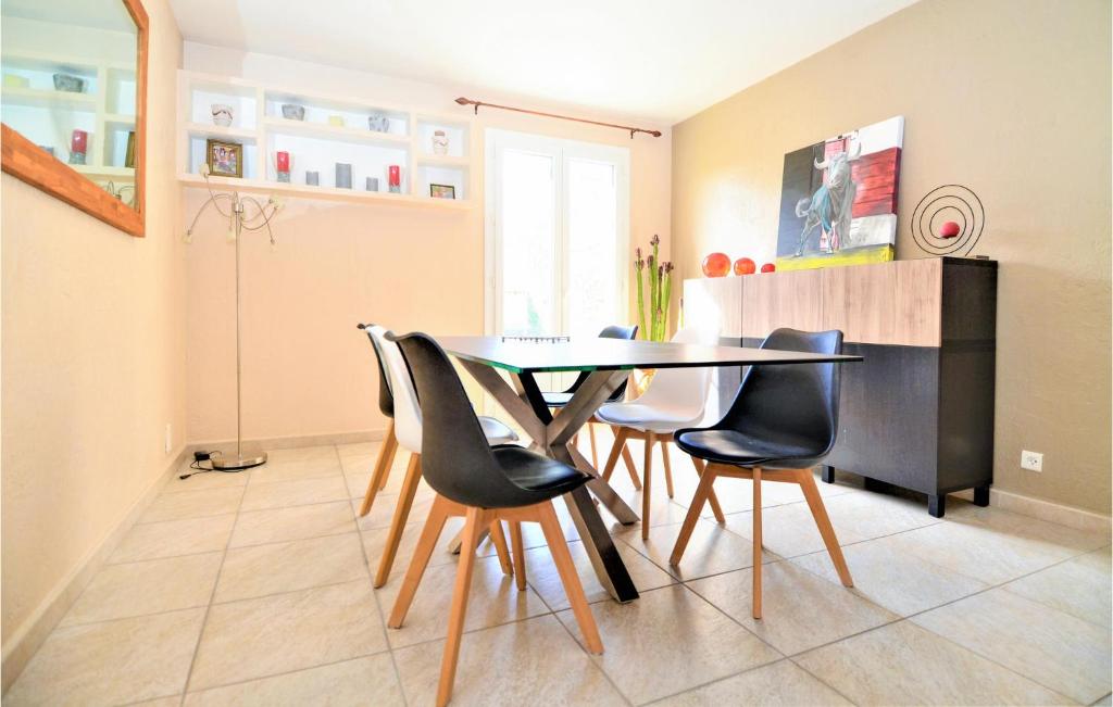 Stunning Home In Sorgues 5