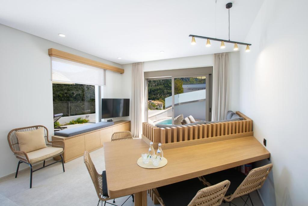 Inorato - Luxury Villas with Private Swimming Pool 6