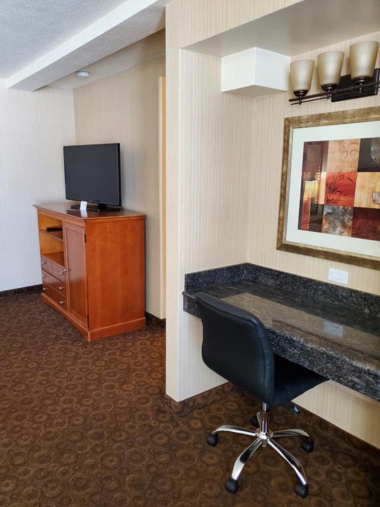 Royal Pacific Motor Inn Image
