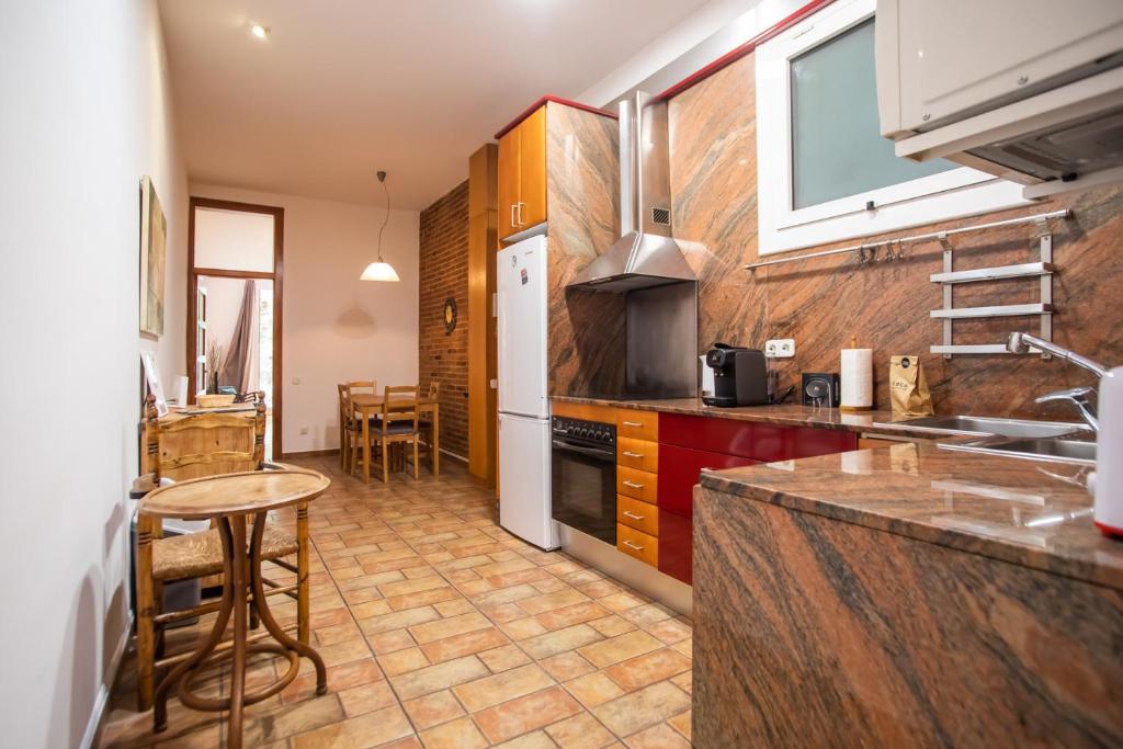P2ari1046 - Magnific 2Bed Apartment in the City Center 4