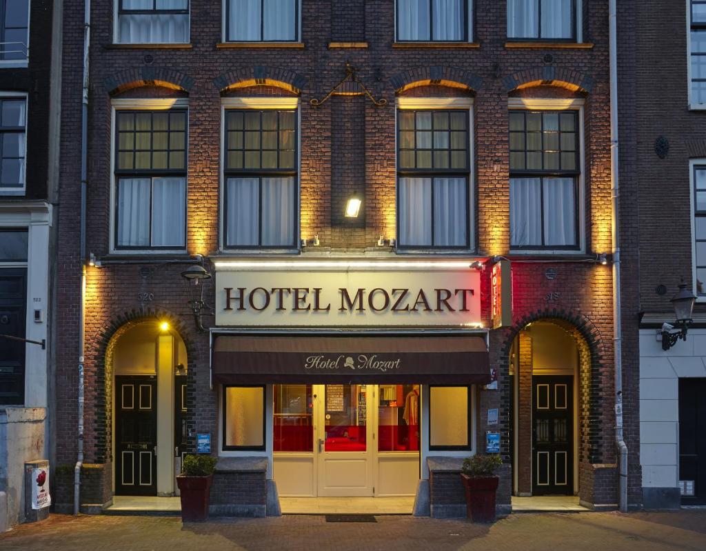 Mozart Hotel Image