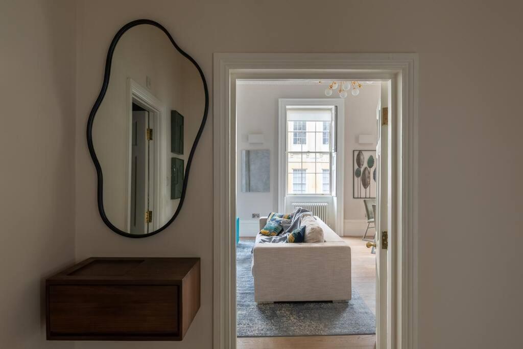 Russell House Suites 8