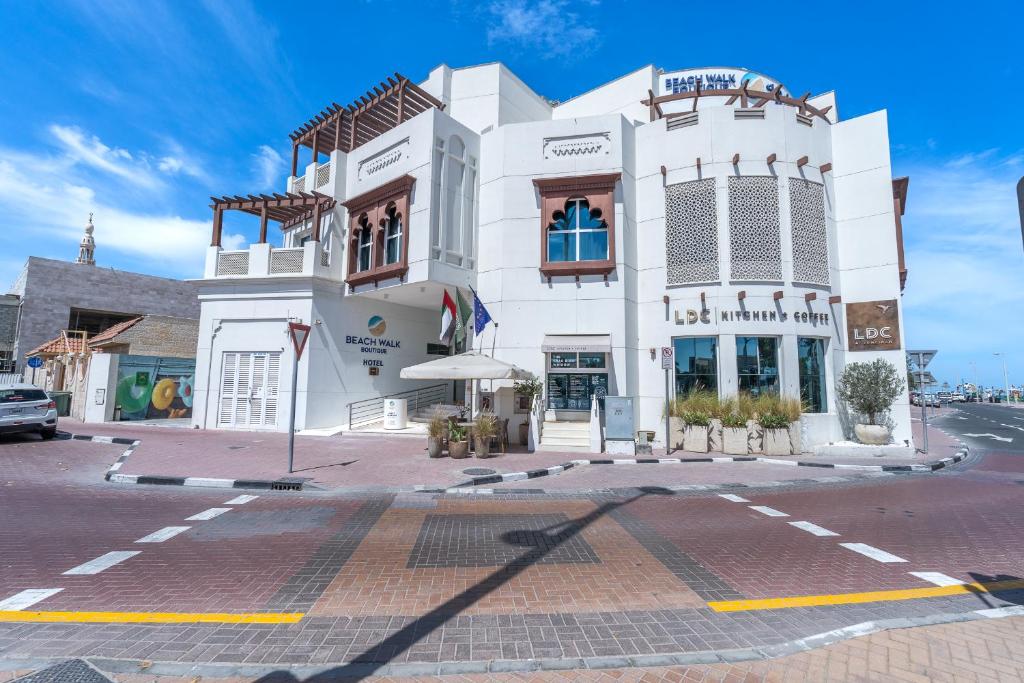 Beach Walk Boutique Jumeirah Image