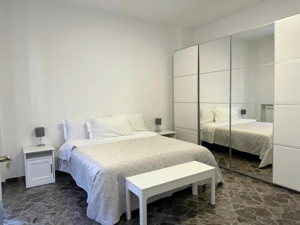 LB&b Holiday Suite Downtown Bari 5