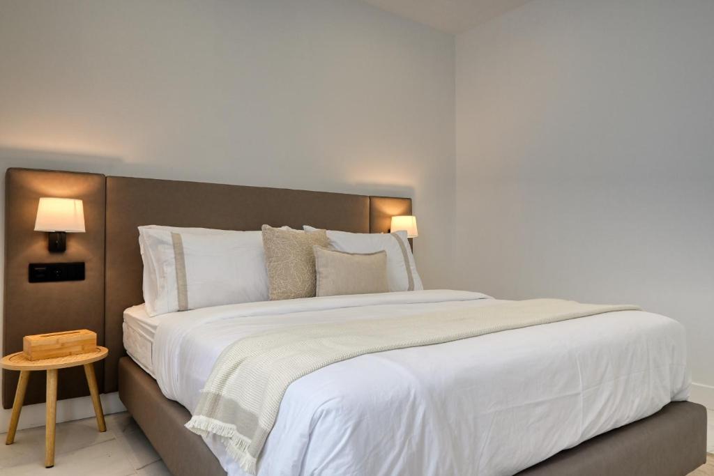 Beco Santa Emilia 2F, a Home in Madeira 7