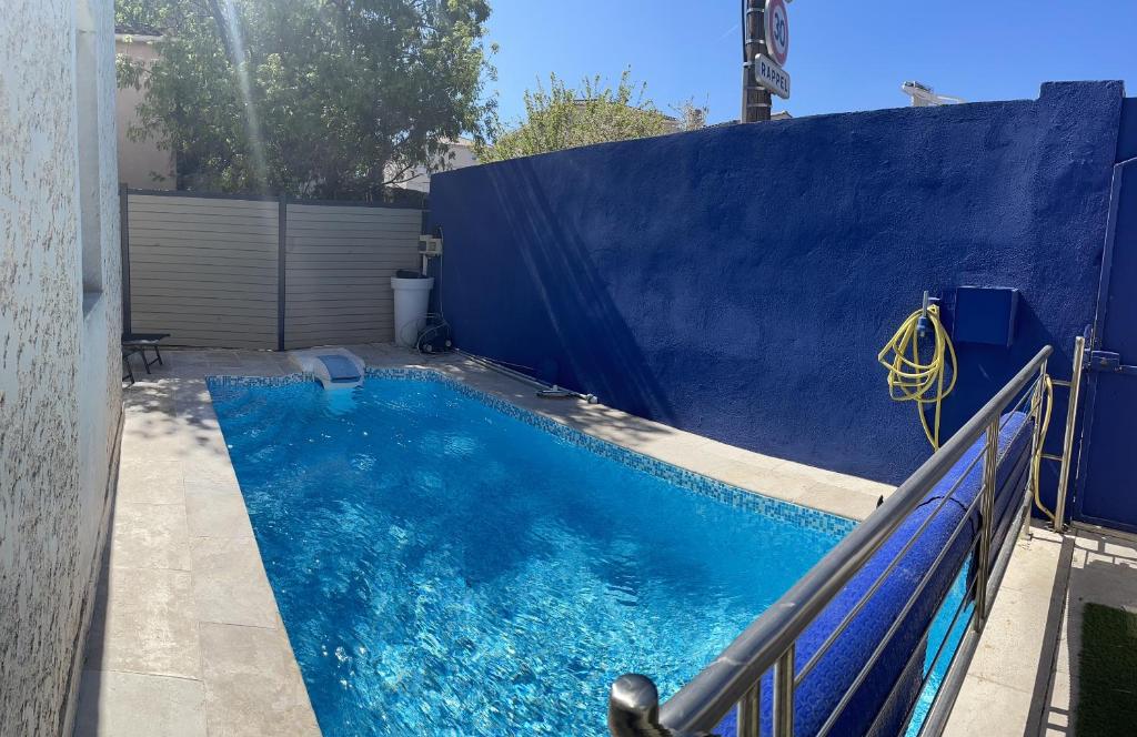 Appart Piscine Privée 80M2 7mn vélodrome et Métro 1