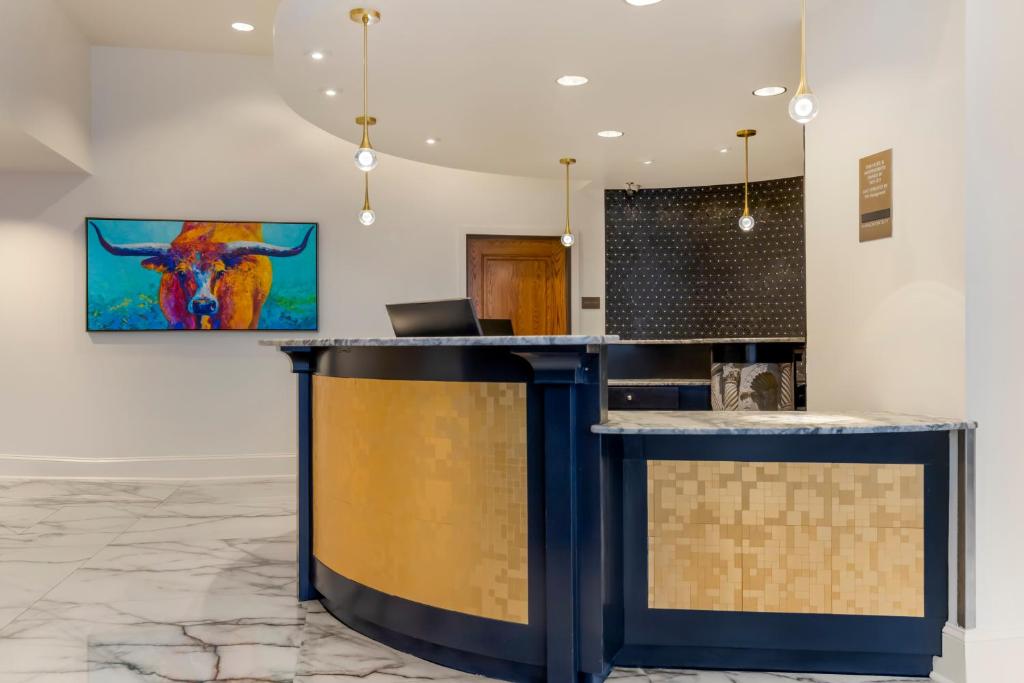 Hotel Gibbs Downtown Riverwalk Image