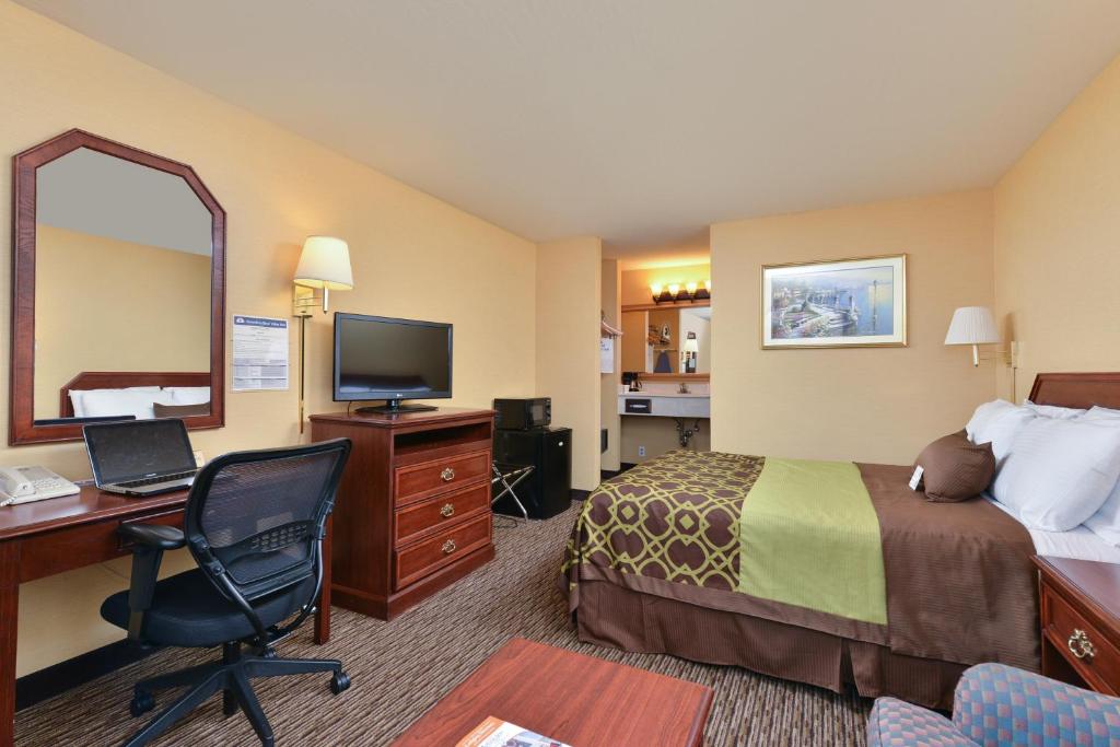 Americas Best Value Inn San Jose Convention Center Image