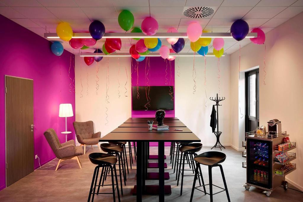 Moxy Munich Airport Image