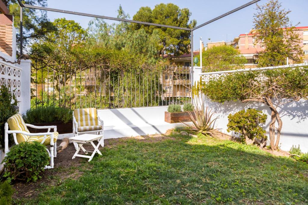 Casa Jardín - residential area -free parking outdoor- Málaga Este 2
