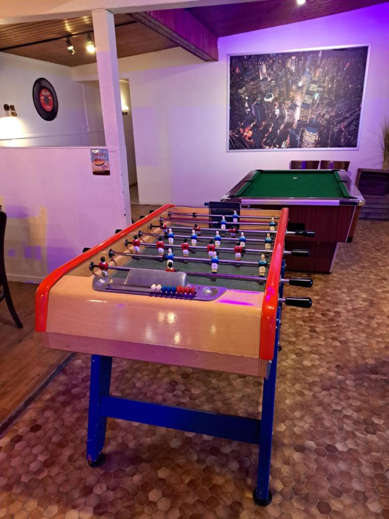- un billard dans l'établissement Le Ried Camping To hapi, à Boofzheim