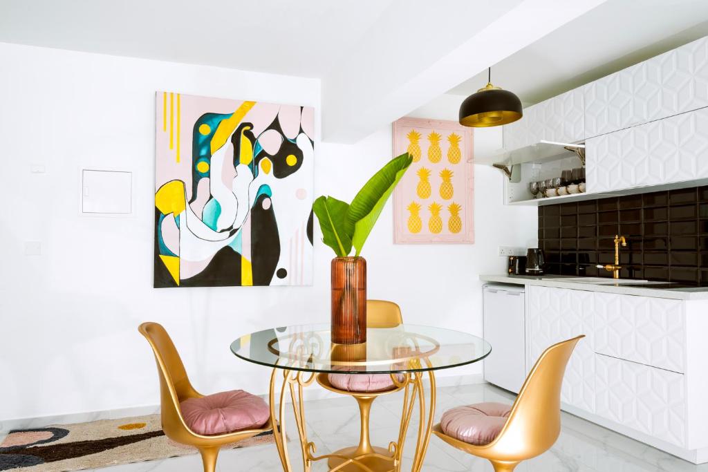 Leventis Luxury Κing Suite 41-Central Location 4
