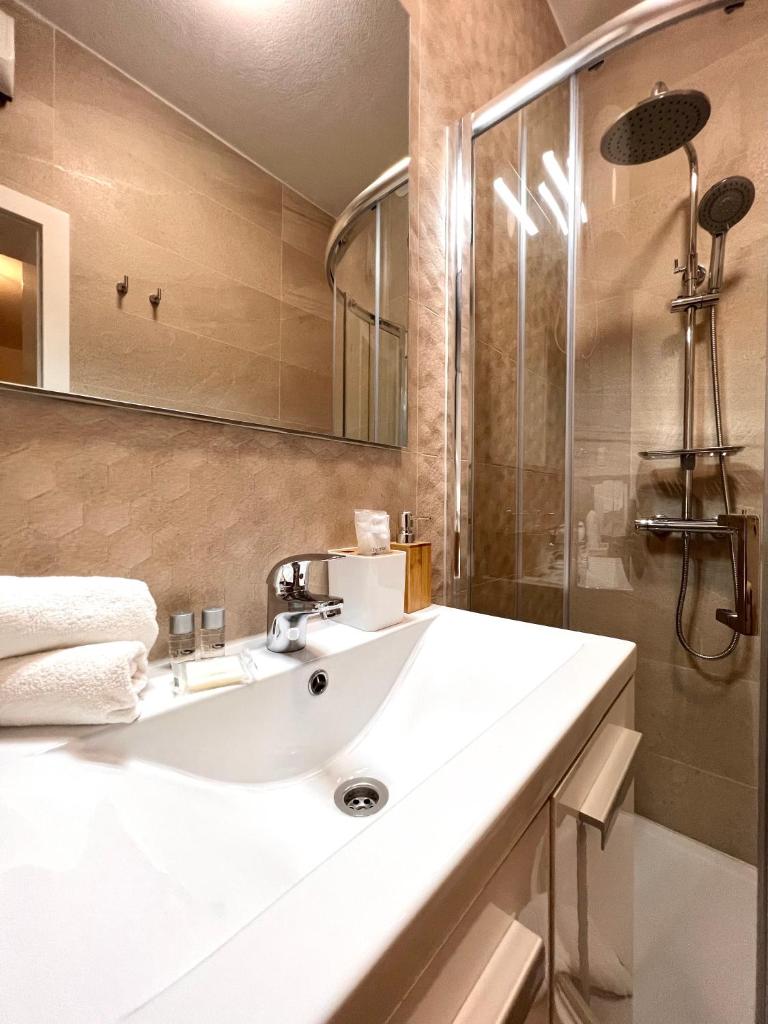 Apartments Pera 3