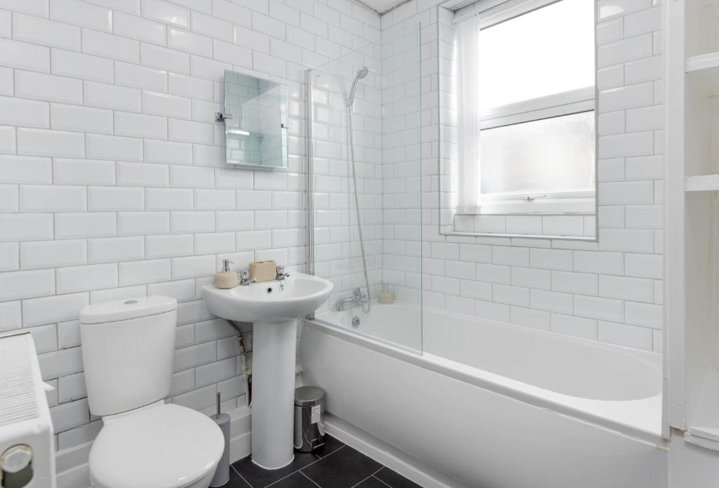 Toft House - Air Host & Stay - Free Parking - Contractor Friendly 8