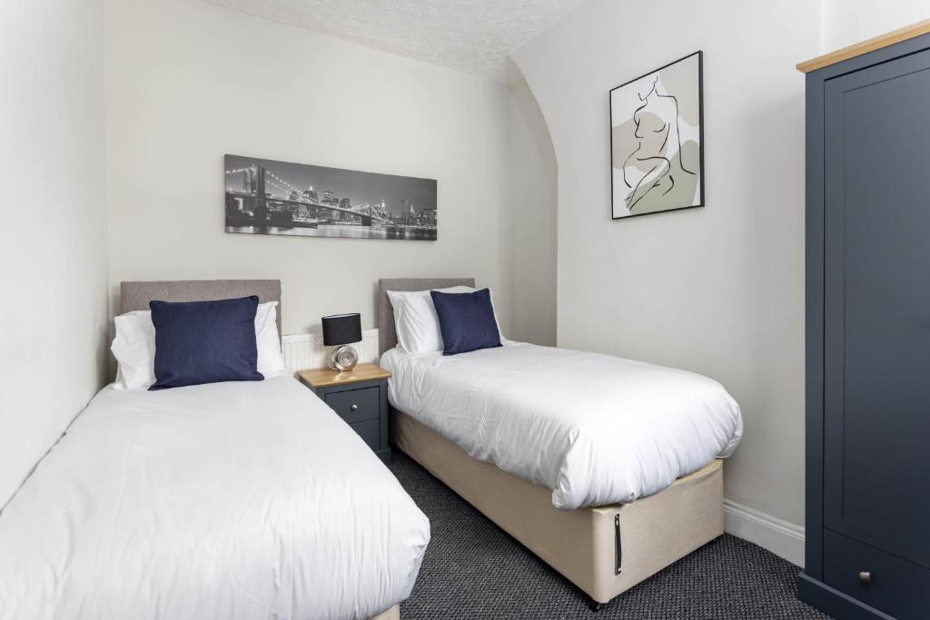 Toft House - Air Host & Stay - Free Parking - Contractor Friendly 2