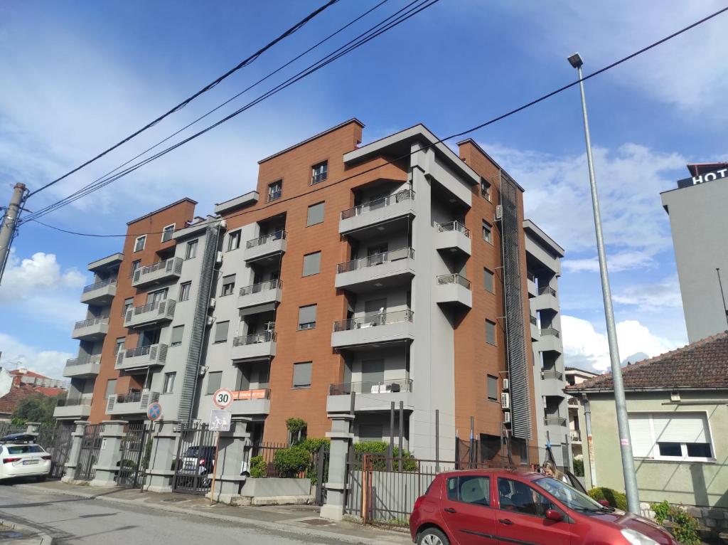 Cozy Studio K with Kitchen & WiFi in Heart of Podgorica 6