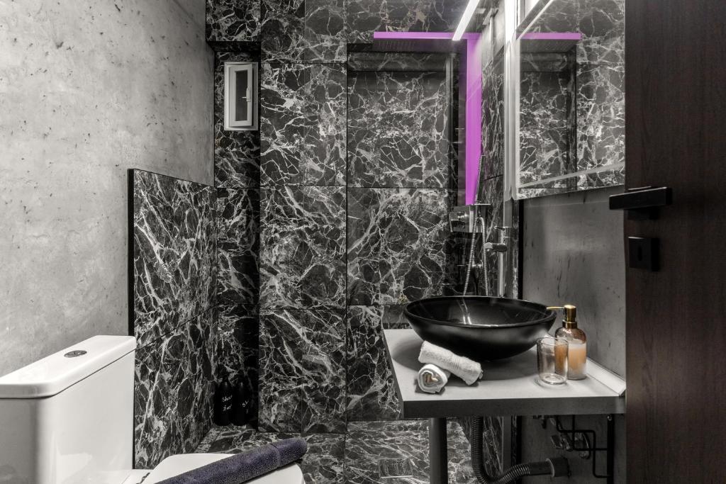 Luxe house in Glyfada with spa near metro station C8 3