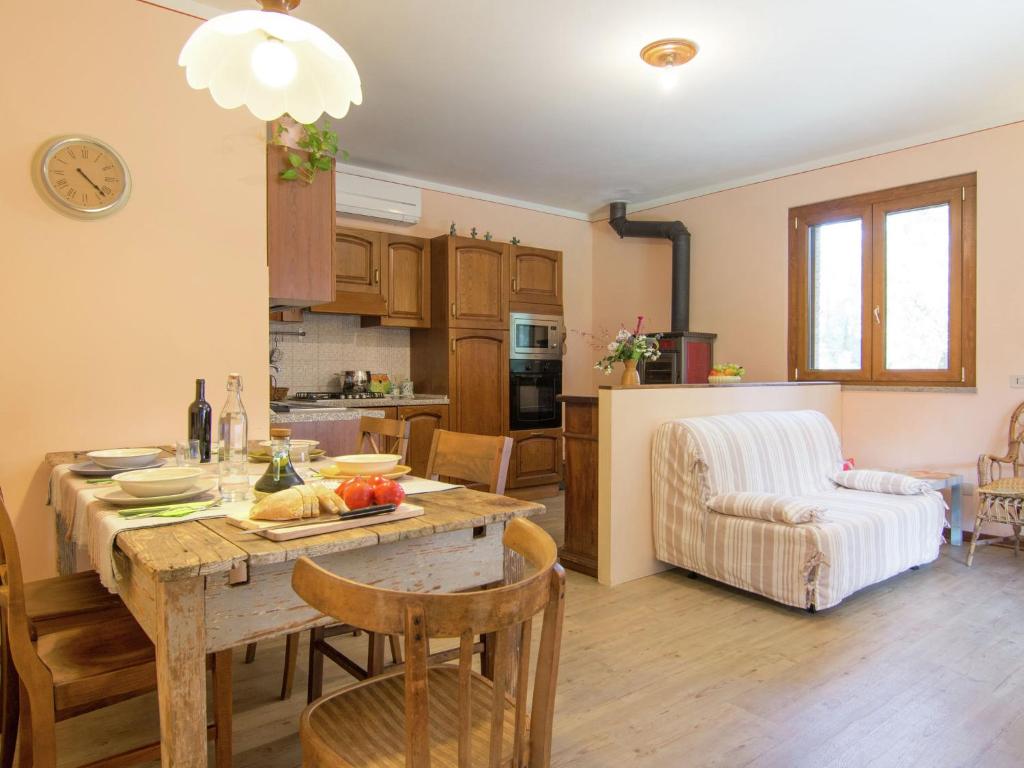 Blissful Tuscan Hideaway 3