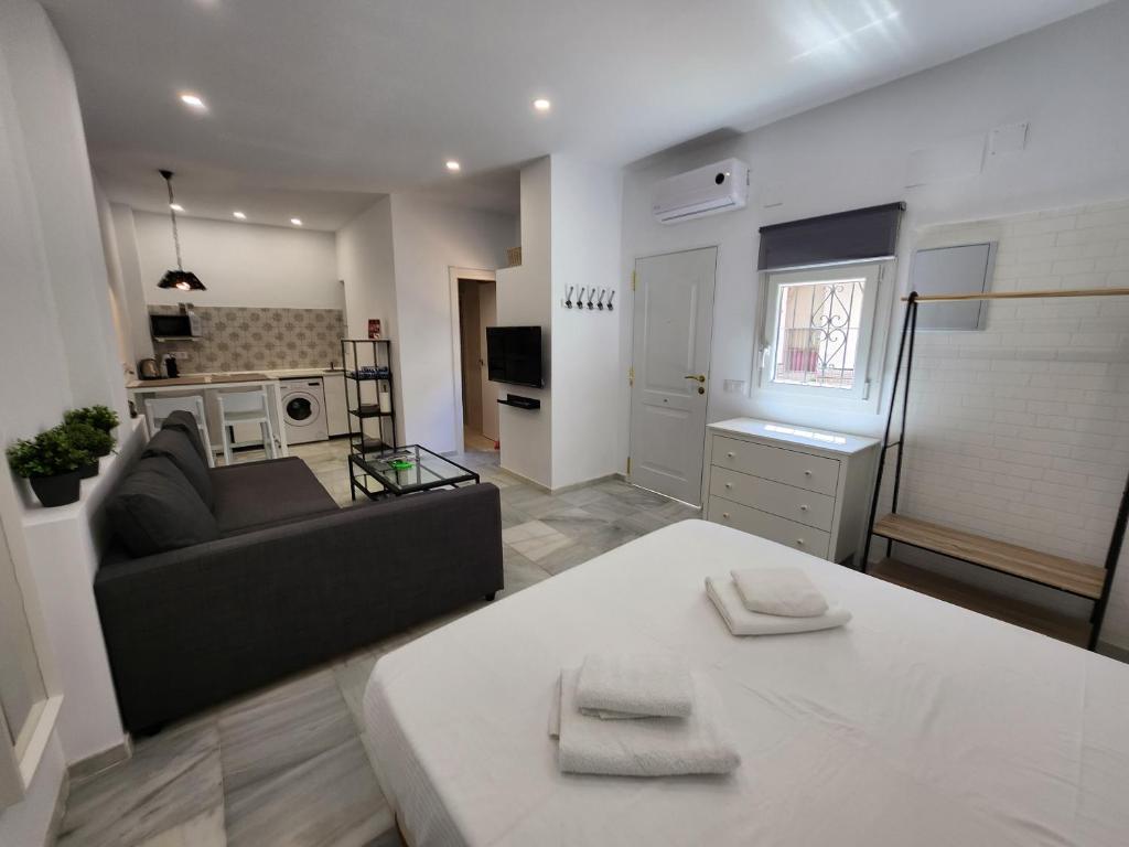 Allo Apartments "Real Escuela" Centro Loft 4