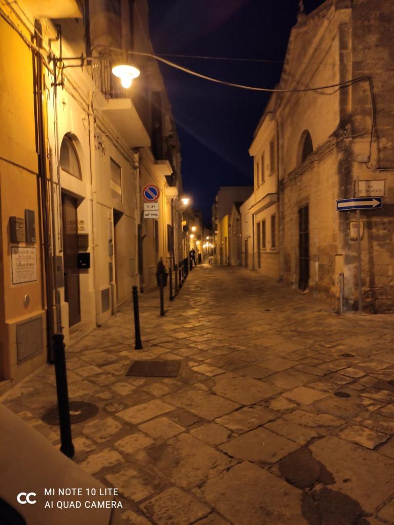 CaSaMaS Spacious 75m Apartment in Brindisi Historic Center Rated 9 6