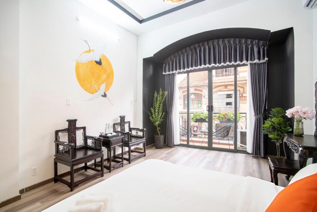 SAZI HOTEL NGUYỄN AN NINH