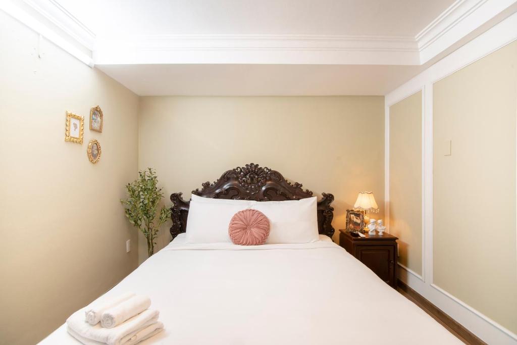 SAZI HOTEL NGUYỄN AN NINH