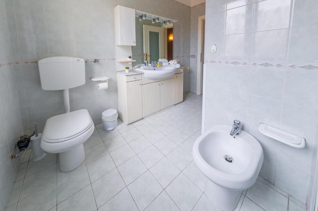 GuestHost - Ospedale Sant'Orsola Pizzardi White Apartment 8