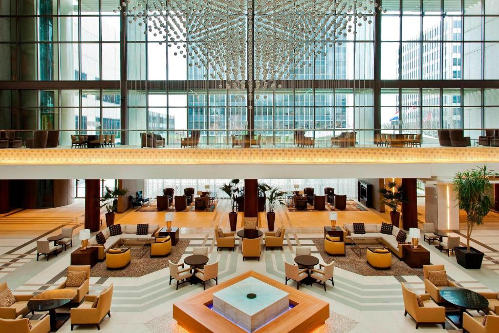 Sheraton Kansas City Hotel at Crown Center Image