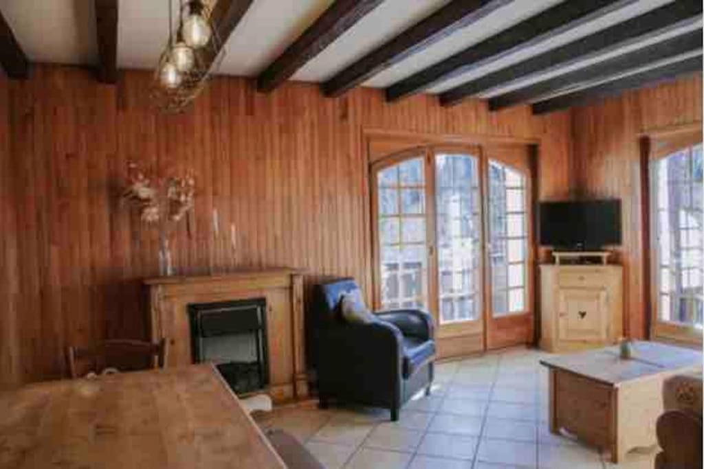 Photo de la galerie de l'établissement Balcon des Gets, Superb located charming apartment (4-6 p), aux Gets