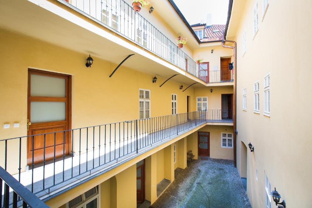 Bohéme Apartments Old Town Square 4