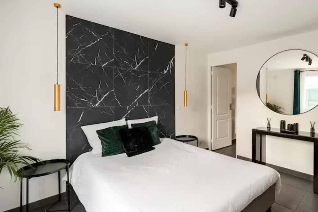 LE CHILL Suite & SPA (Jacuzzi et Sauna privés) 5