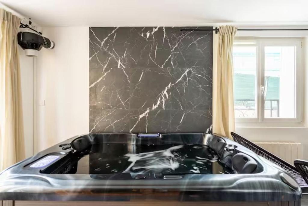 LE CHILL Suite & SPA (Jacuzzi et Sauna privés) 8