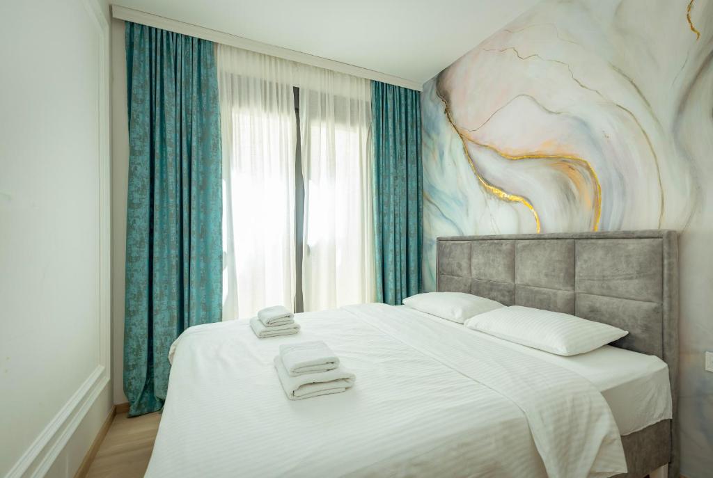 Miracle apartment