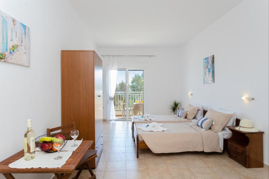 Stelios studios 2