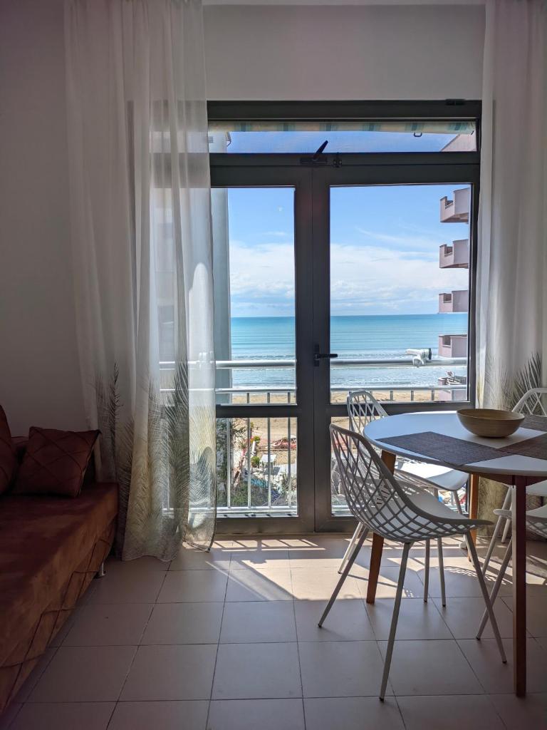 Sea view apartaments 6
