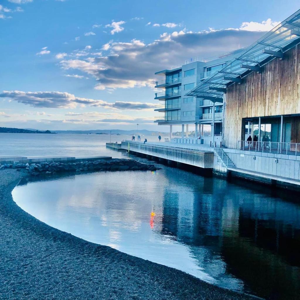 Bright & exclusive 1BR in Prime Location, located on water in Oslo center with see view to Oslo fjord 5