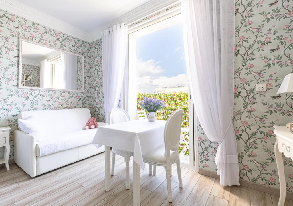 Croisette Palais Miramar Cannes Imperial 7